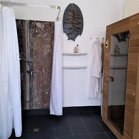 B&B Oostende * Ostend