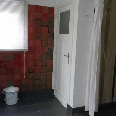 ホテル B&B Oostende オステンド